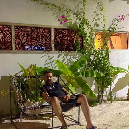 Island Life Home Stay 心玛芙市 外观 照片